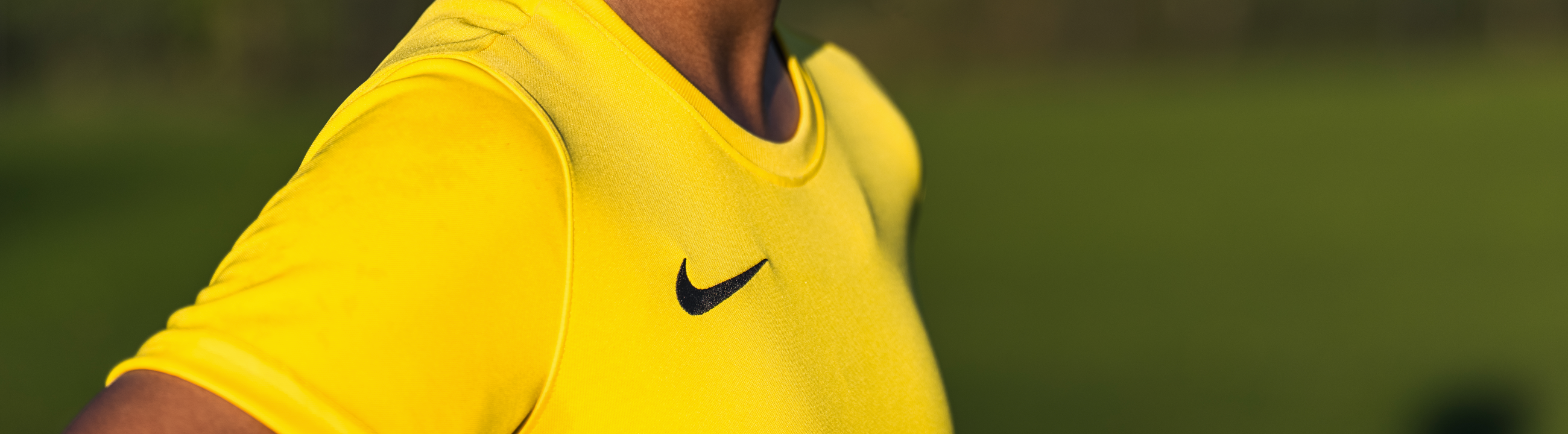 Nike yellow 2025 base layer